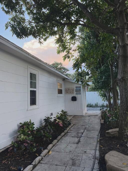 Beautiful Main House In West Palm Beach Exteriör bild
